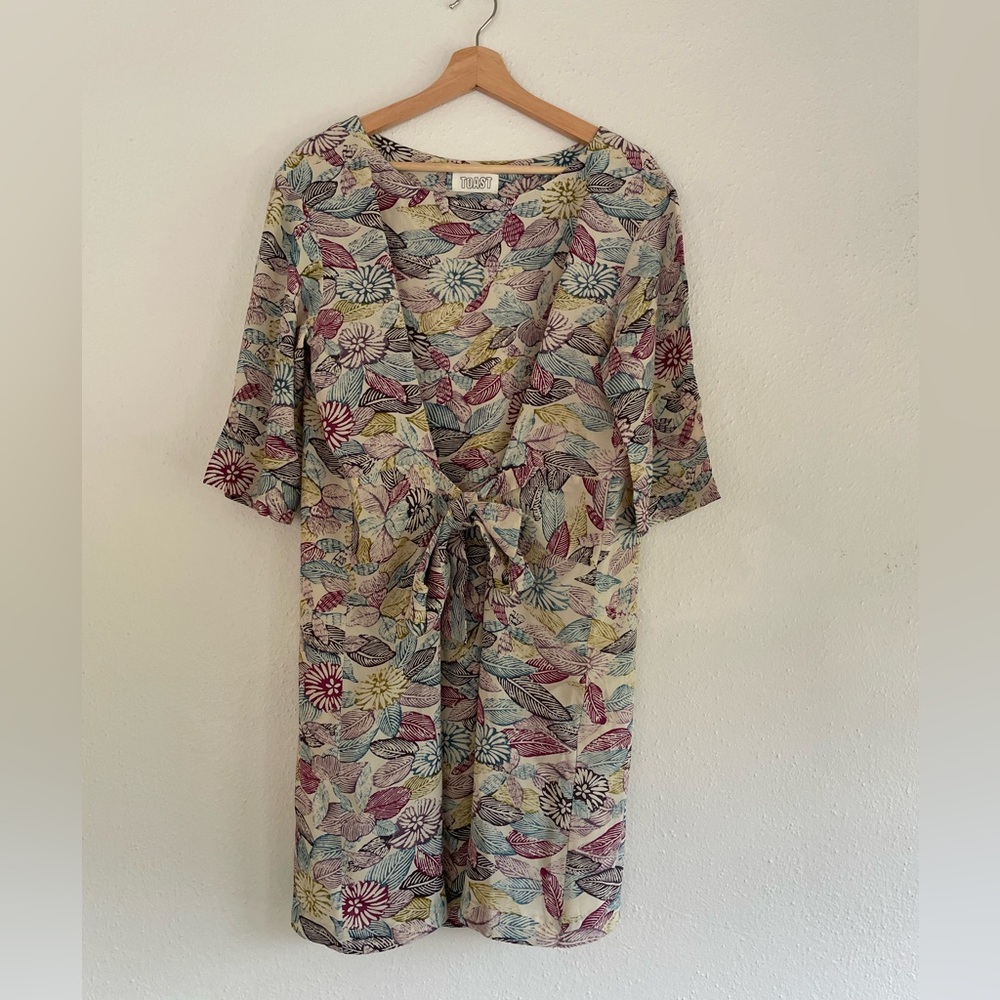 Toast UK leaf print lined dress